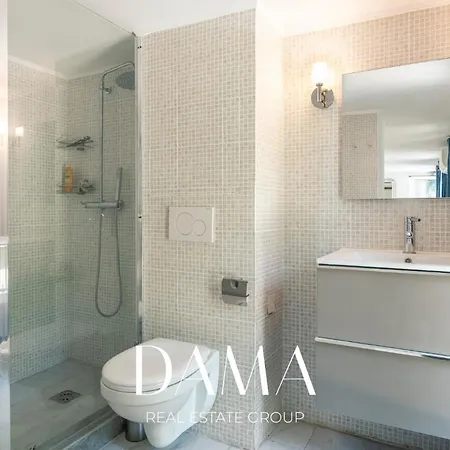 Modern With Pool, Garden, 4 Bedrooms Antibes